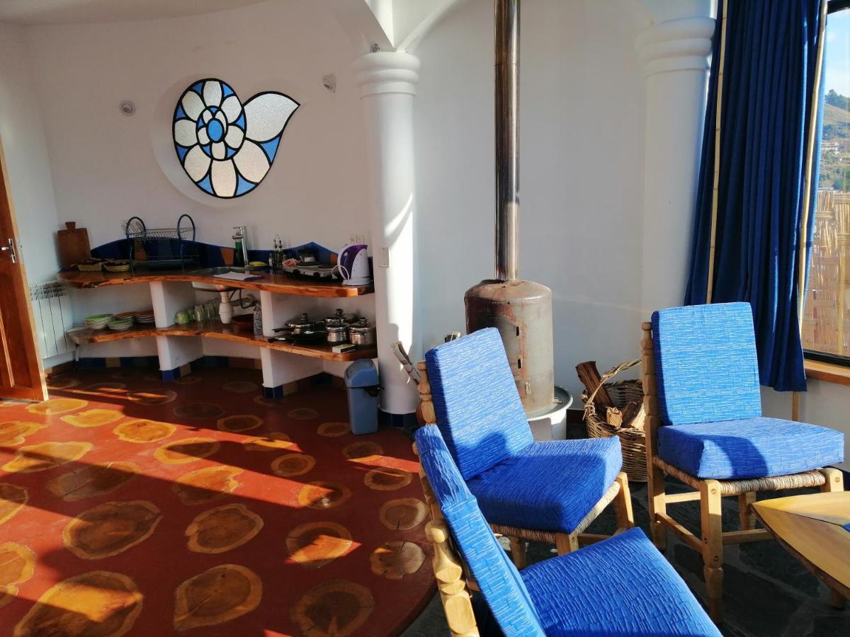 Hostal Las Olas Копакабана Экстерьер фото