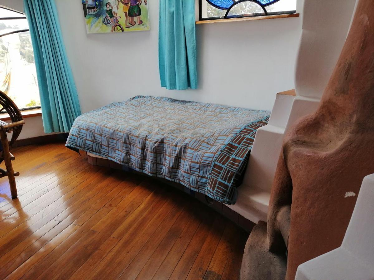 Hostal Las Olas Копакабана Экстерьер фото
